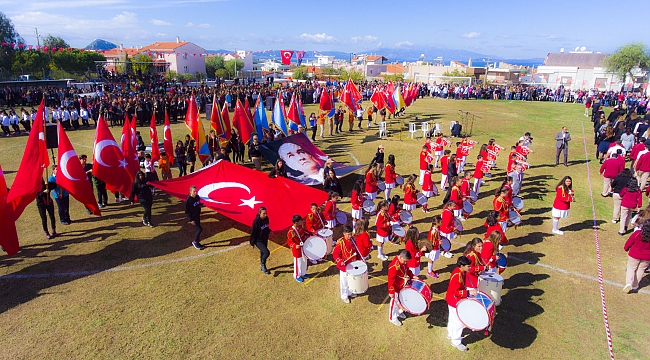 Güzelbahçe’de Cumhuriyet Coşkusu