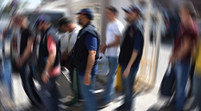 İzmir'de Çok Sayıda Bylock Gözaltısı