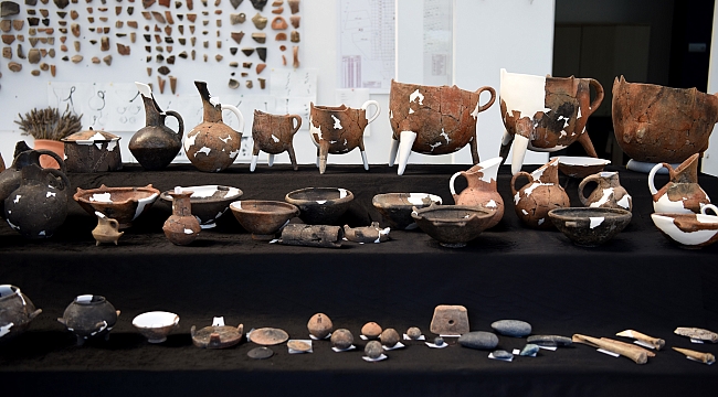 İzmir’in 8500 ve 5000 yıl öncesine ait 200 yeni eser bulundu