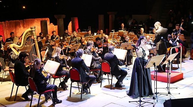 METROPOLİS ANTİK KENTİ'NDE MUHTEŞEM KONSER…
