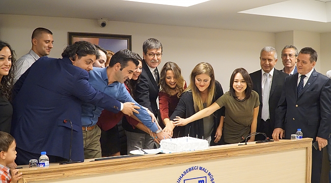 YENİ ADAY MESLEK MENSUPLARININ ÜSTÜN BAŞARISI