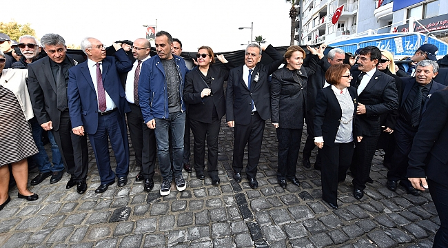 Aydınlık Yolumuz Atatürk