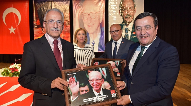 Erdal İnönü Narlıdere’de Anıldı