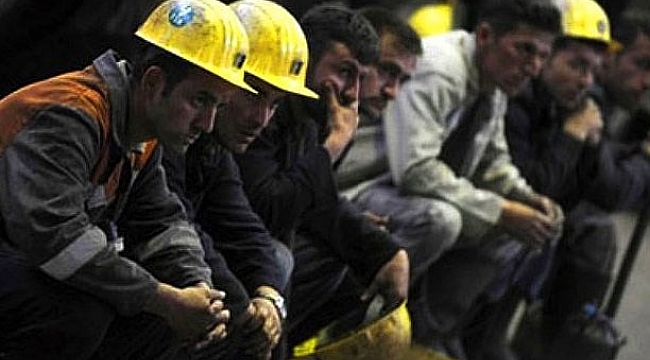 İşçiler Kendilerini Madene Kilitledi