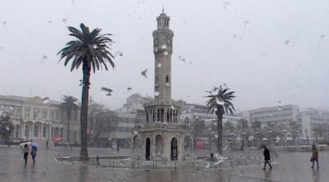 İzmir' de Yağmura Dikkat