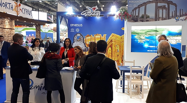 İzmir, Londra World Travel&#039;da