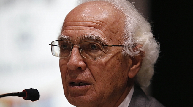 Karakuş’un Romanları Mercek Altına Alındı