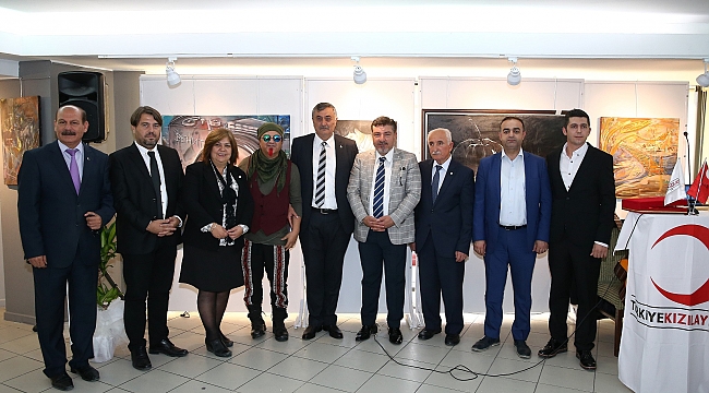 Kızılay’a Destek Sergisi