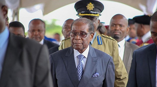 Mugabe'ye Dokunulmazlık Verildi
