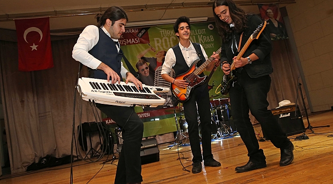 Müzik Grupları Karşıyaka' da Mücadele Edecek