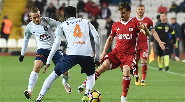 Beşiktaş Kayseri' de 2 Altın Puan Bıraktı