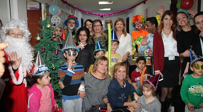 Hasta Çocuklar Yeni Yılı Kutladı