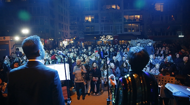 Konak' ta Erken Yeni Yıl Kutlamaları