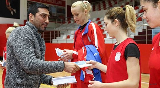 Bayraklı' da Potada İyilik Var