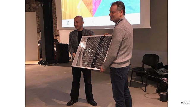 "Fotoğraf Yolcusu" Izmir'den yola çıktı