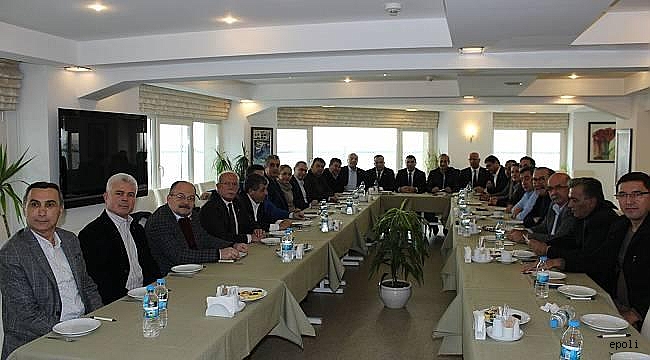 İlçe Başkanları Kongreyi Delegeye Havale Etti