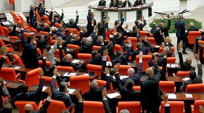 8 KHK TBMM Genel Kurulu&#039;nda kabul edilerek kanunlaştı