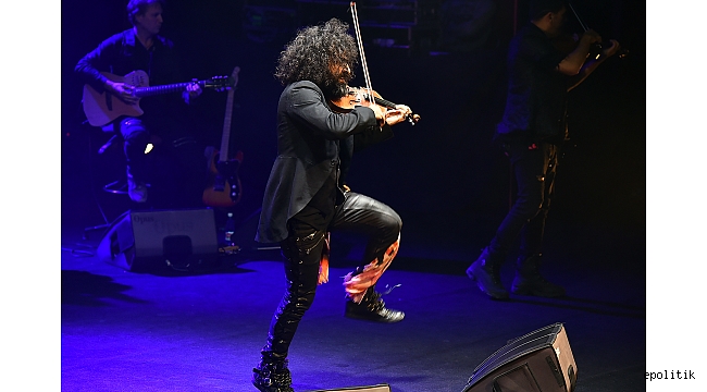 Keman Sesi İzmir &#039;i Büyüledi