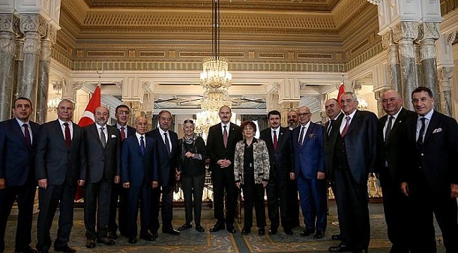 Soylu, Ermeni Vakıf Yöneticileri ile Görüştü