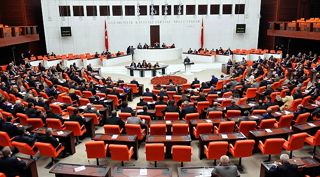 AKP-MHP ittifakı Meclis’te kabul edildi