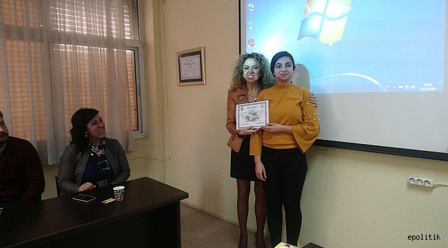 Ege Üniversitesi’nde Sloganlı Farkındalık