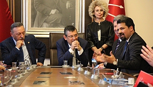 Genç Başkan Hızlı Başladı: Konak'tan Ankara Çıkarması