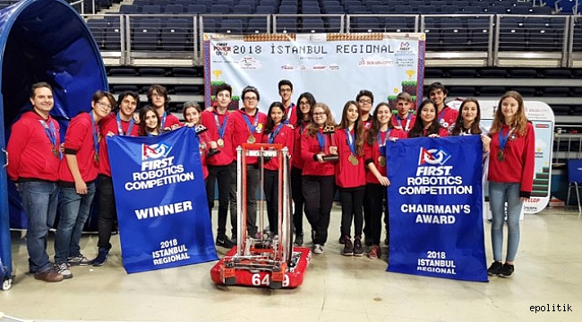 Gençlerimiz ABD'den ödüllerle döndüler