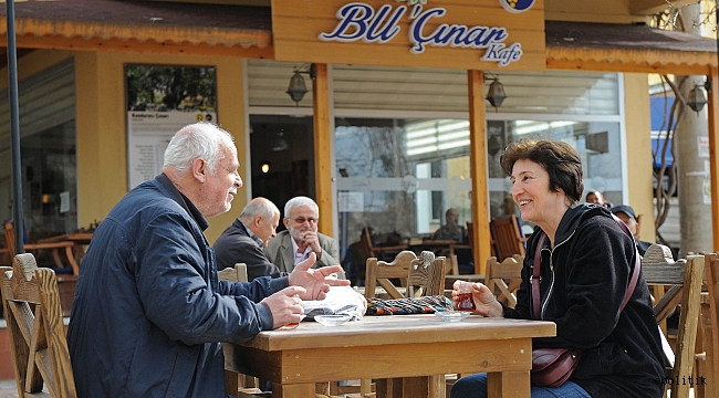 Onlara çay ücretsiz