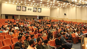 Arıkan, “İletişim, geleceğin mesleklerinden birisidir”