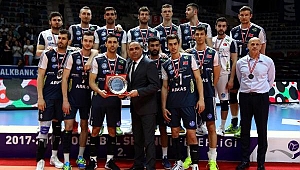 Arkasspor’un başarısı alkış topladı