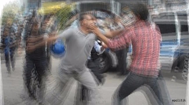 İzmir&#039;de Kavga Eden Öğretmenler Açığa Alındı