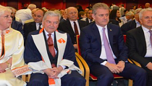 İZTO seçimleri sonrası 'halef ve selef' ilk kez yan yana