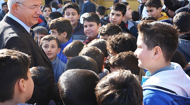 Torbalı&#039;da Festival Tadında Çocuk Şenliği