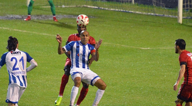 Futbolumuzda Bir İlk