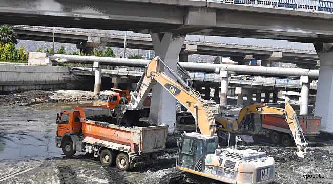 Meles ve Arap&#039;tan 10 günde 20 bin ton atık çıkarıldı
