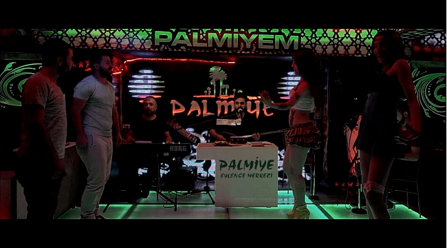 Pavyon Belgeselinin Galası Pavyonda Yapılacak