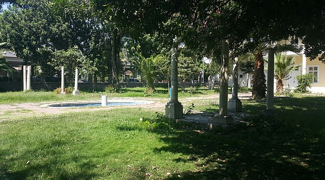 Üniversite Bahçesinde Tarihe Saygı Yok