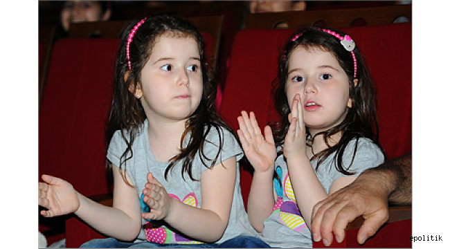 Çocuklar İçin Tiyatro Zamanı