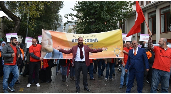 Beşir Çoban Coşkulu Bir Kalabalıkla &quot;Ben de varım&quot; Dedi