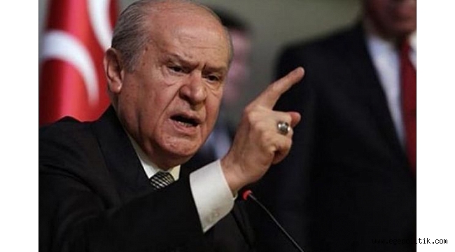 Bahçeli, Ülkü Ocakları Yönetimini Görevden Aldı