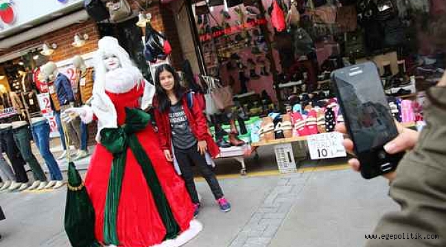 Bayraklı  Belediye&#039;sınden Yeni  Yıl Süprizi