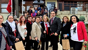 Bornovalı kadınlardan  Ata Anı Evi’nde Ata’ya teşekkür