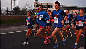 Cumhuriyet Şehitleri Koşusu Nefes Kesti