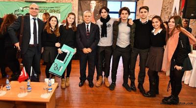 &quot;Kentinizde kalın, İzmir için üretin&quot;