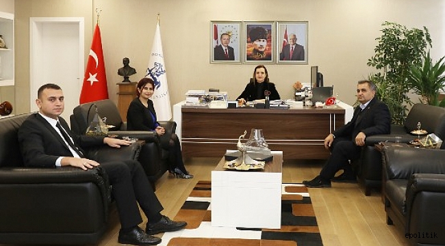 Makam Koltuğundan Vazgeçti