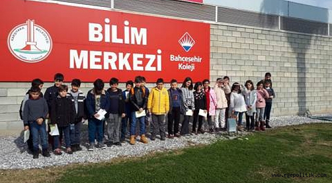 Bayraklı'lı  Çocuklar  Müzeleri Geziyor