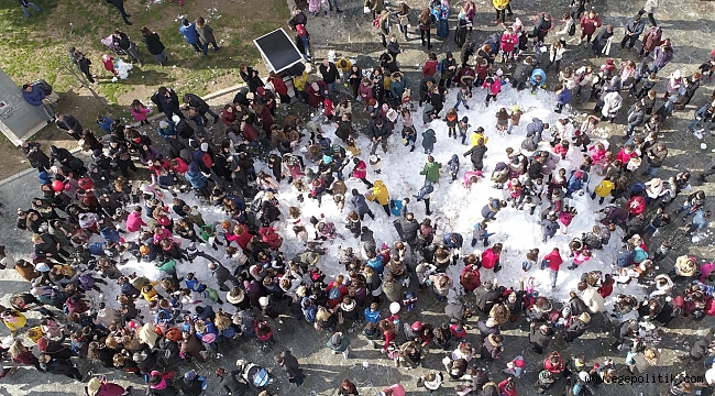 Bornova'da Çocuklara Kar Süprizi