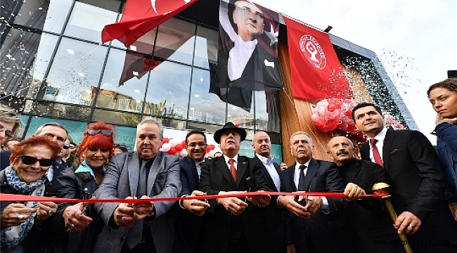 Bornova'da Çok Hizmet, Tek Merkez