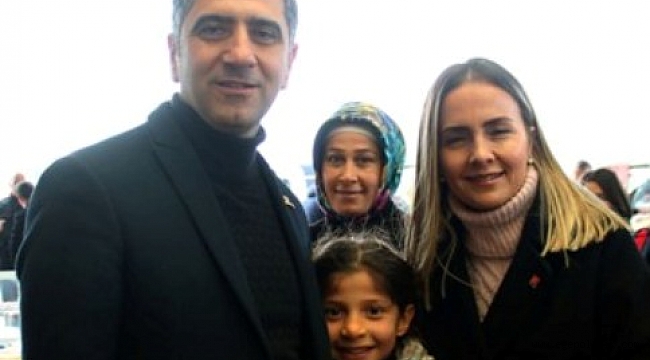 Anneler Kreş İstedi Kayalar da Söz Verdi