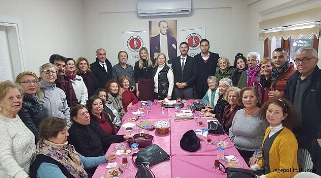 CHP'nin Foça Adayı Fatih Gürbüz, Foçalı Kadınlarla Buluştu